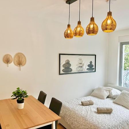 Rooftop Apartment With Balcony & Free Parking Вена Экстерьер фото